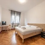 Guest Planet - Bicocca Suites Milano
