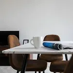 Hacca Collection - Bocconi, Porta Romana 2Br