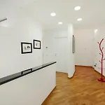 Garage Privato Gratuito - 600 Metri Duomo