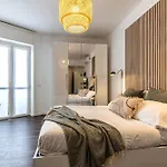 Stayeasy Cavalcanti - 3 Bedrooms, 2 Baths - Central Station