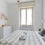 The Best Rent - Bright Two-Bedroom Apartment In Central Station Area
