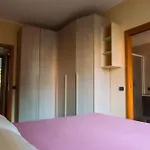 Prestigioso Appartamento In Zona Tortona - Solari