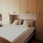 Prestigioso Appartamento In Zona Tortona - Solari