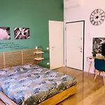 Urbanjungle - Milan Centre