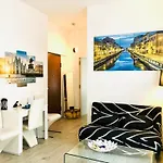 Joo\'S Flat