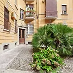 Frida\'S Room House