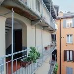 Sant Ambrogio Lovely Flat