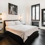 Minimal Apartment Pv