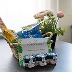 Elegant Citylife Apartment- Metro Access - Double Rooms