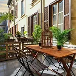 Elegant Sempione Apartment
