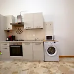 Bilocale A 400M Dalla Stazione Di Lambrate - Casa Abano