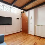 Sant\'Ambrogio Design Apartment