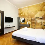 Sant\'Ambrogio Charme Apartment