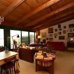Charming Loft For Art Lovers