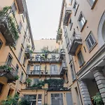 Bright Mini Studio In The Heart Of Milan