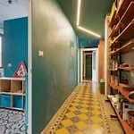 Solari - Tortona - Ampio Trilocale Di Design
