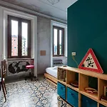 Solari - Tortona - Ampio Trilocale Di Design