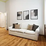 Joivy Charming Flat In Milan\'S Academic Hub