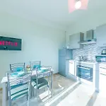 Navigli - Downtown - Duomo Spacious Two Bedroom Apartment - Close To Metro - Ac - Wi-Fi