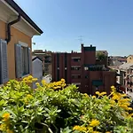 Timeless View In Milan - Isola District Apartment