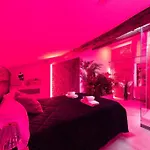 Duomo Penthouse Design Suites - City Center - Ac