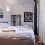Sant\'Andrea Charme Apartments