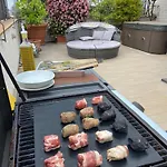 Rooftop Terrace - Elegante Attico Con Idromassaggio
