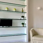 Navigli Apartments
