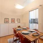 Sempione, 51 Ampio E Luminoso