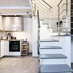 Cozy Loft Navigli, Close To Duomo And Bocconi - Italy Flat Vacation