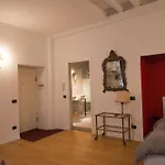 Small Studio 5 Min To The Metro