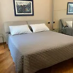 Appartamento Di Pregio In Centro A Milano