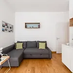 Favola House Isola