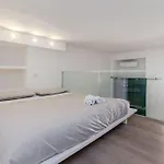 Elegante Pied-A-Terre Stile & Comodita A Milano