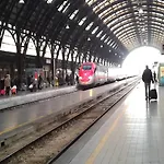 -L\' Oasi Del Turista, Room 1- Central Station