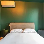 Bilocale Design Con Terrazza - De Angeli