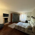 Cozy Room Next To Porta Romana