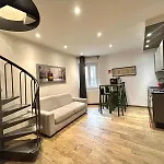 Leonardo Duplex Apartment