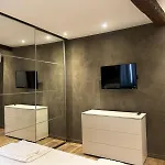 Leonardo Duplex Apartment