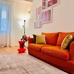 Riverside Loft Navigli - Spacious Two-Bedroom Apartment