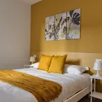 Suites In Financial District 4 Pax