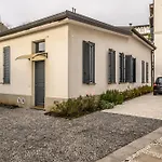 Stazione Di Lambrate-Il Mulino Storico A 10 Stelle