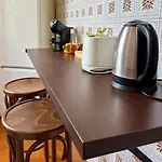 Lr Deluxe Apartments - San Babila Cozy Home