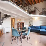 Duomo Cathedral View - Luxury Apartment
