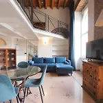 Duomo Cathedral View - Luxury Apartment