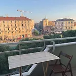 Central And Sunny Apartment - Navigli