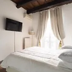 Mila Apartments Magenta