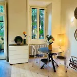 Appartamento Con Giardino Privato