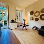 Appartamento Con Giardino Privato