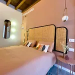 Younique Boutique Rooms